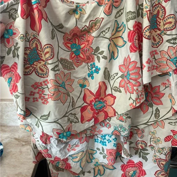 Coco Reef Floral Multicolor Swim Top with Red Bottom - Picture 3 of 4